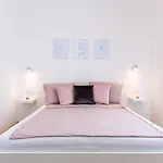 Aria Villa *